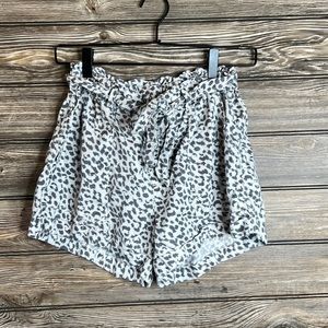 Aerie‎ Tie in the front Women’s Shorts